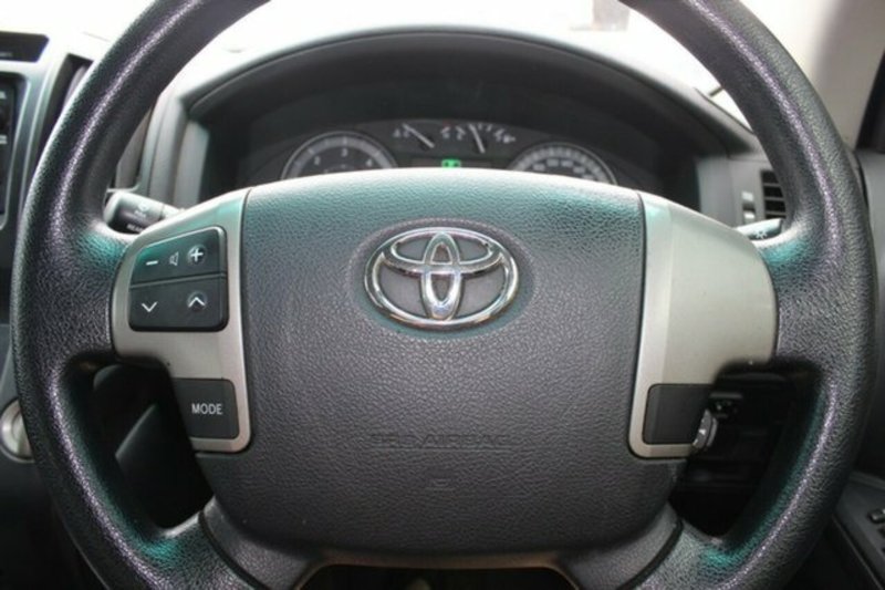 2009 TOYOTA LANDCRUISER GXL (4x4) VDJ200R