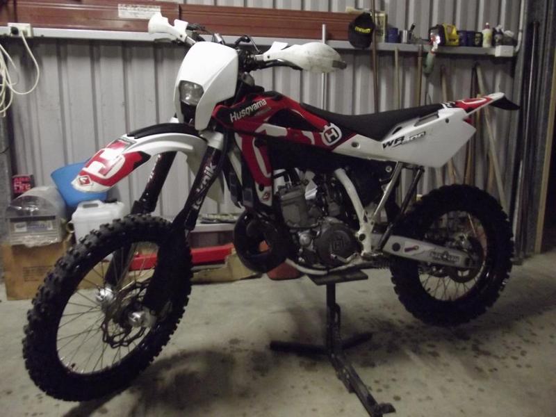 2009 HUSQVARNA WR 300