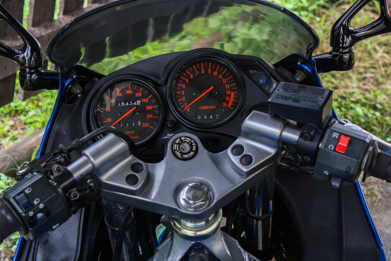 2002 KAWASAKI 250CC ZZ-R250 (EX250)