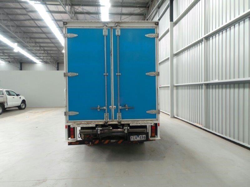 2010 FUSO CANTER PANTECH