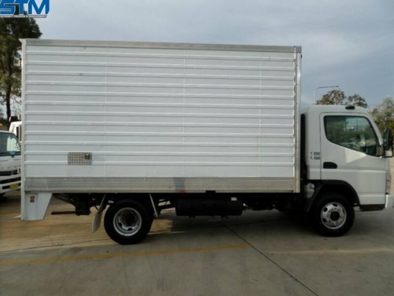 2009 MITSUBISHI FUSO FE84DE6SRFAC CANTER