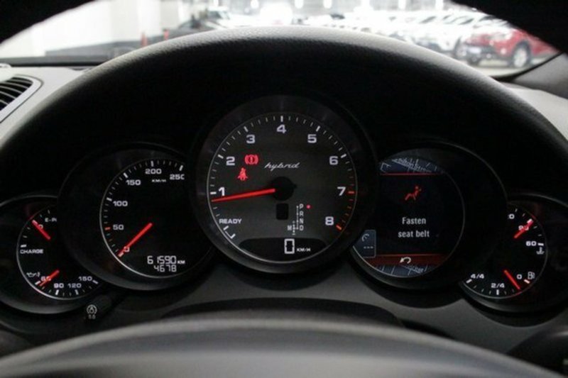 2010 PORSCHE CAYENNE S HYBRID SERIES 2