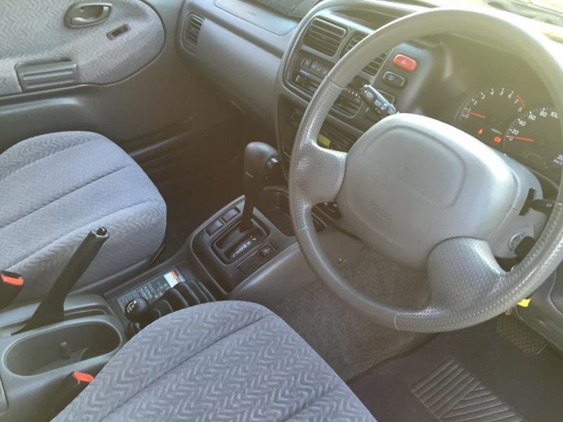 2002 SUZUKI GRAND VITARA Sport SQ625 S2