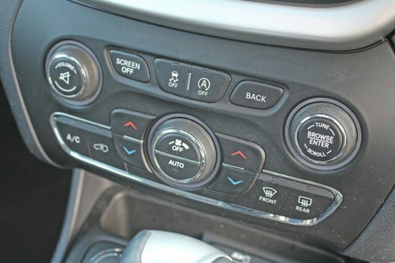 2015 JEEP CHEROKEE LIMITED (4x4) KL MY16