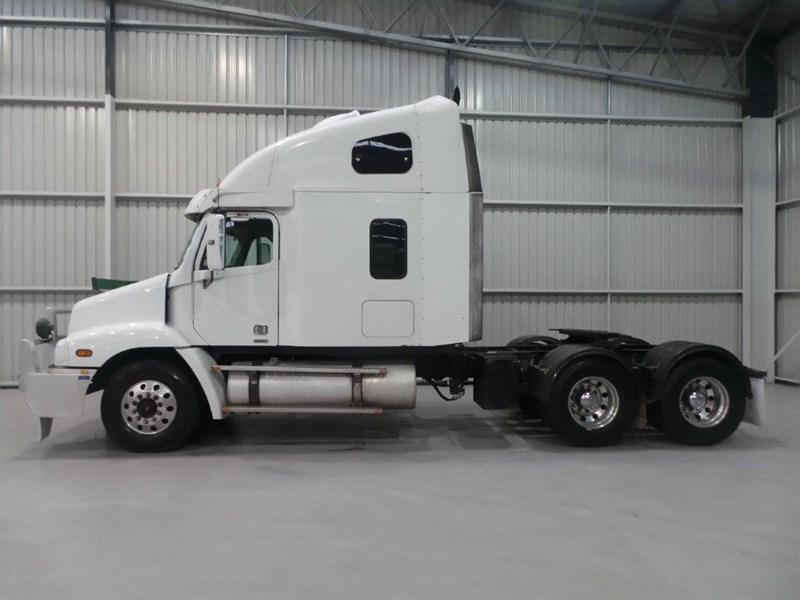 2003 FREIGHTLINER CENTURY CLASS