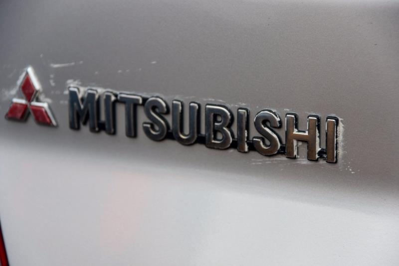 2000 MITSUBISHI LANCER GLXi CE