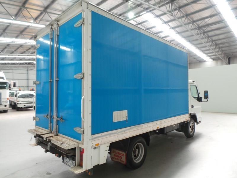 2010 FUSO CANTER PANTECH