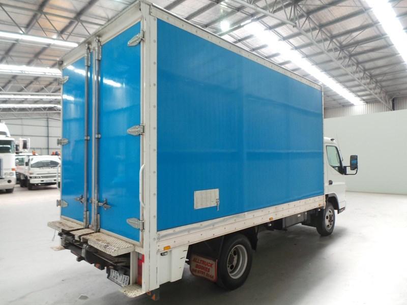 2010 FUSO CANTER PANTECH