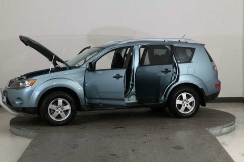 2009 MITSUBISHI OUTLANDER LS ZG MY09