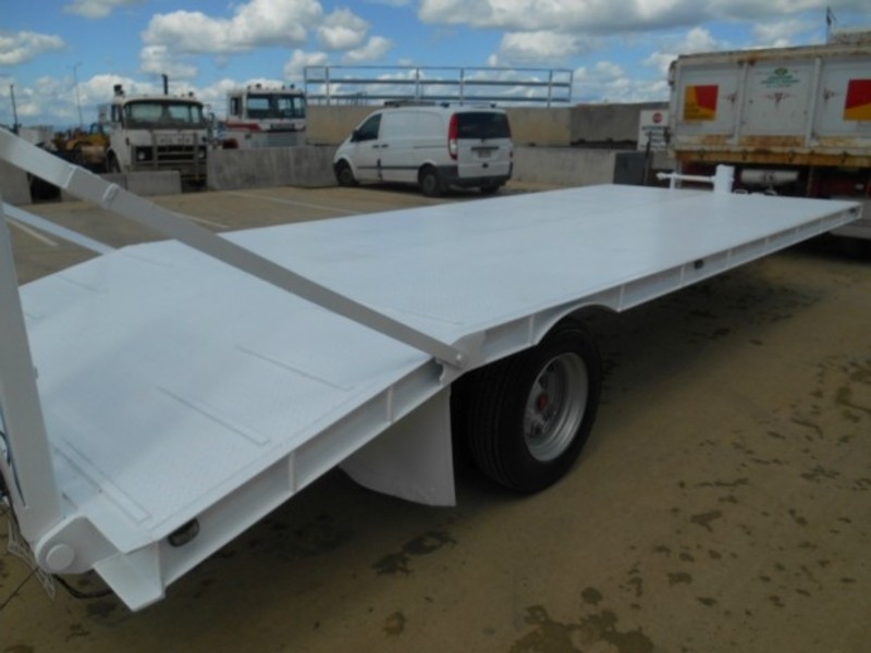 2005 TITAN TagPlant(with ramps) Tag Trailer