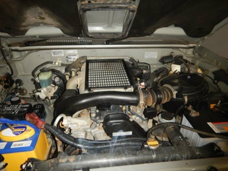 2000 TOYOTA LANDCRUISER PRADO RV (4x4) KZJ95R