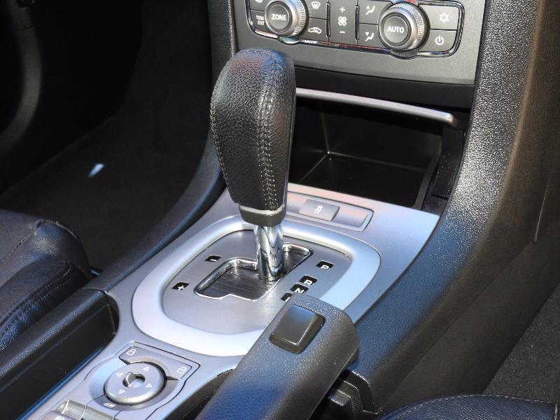 2011 HOLDEN CALAIS VE II