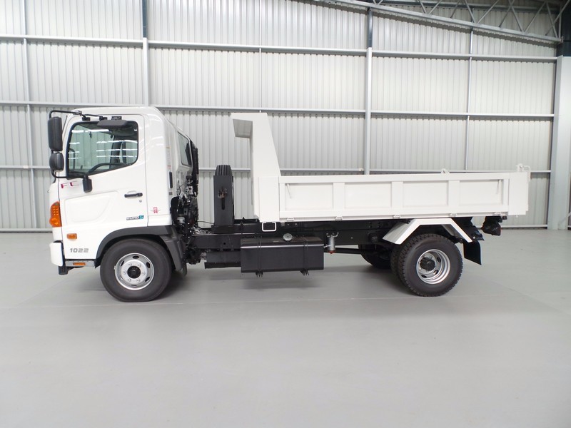 2016 HINO FC 1022-500 Series FC 1022-500 Series Truck