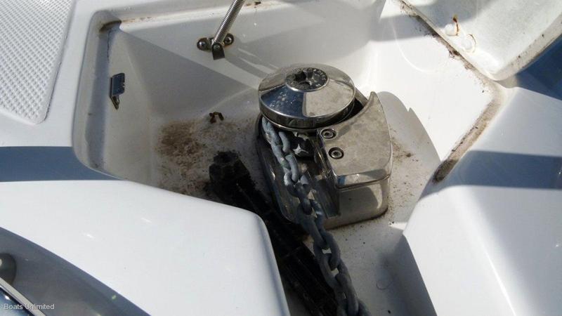 Atomix 520 Walkaround Targa MERCURY 90 4 STROKE EQUIPPED(20HRS YOUNG)