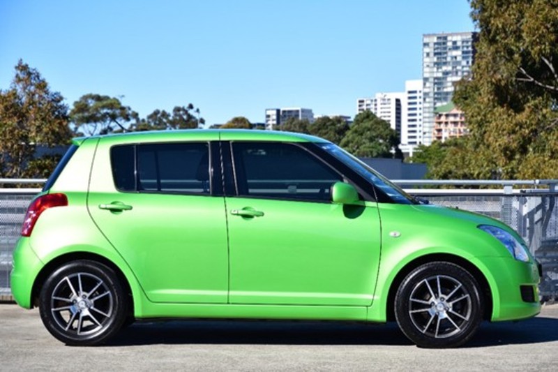 2010 SUZUKI SWIFT GLX RS415