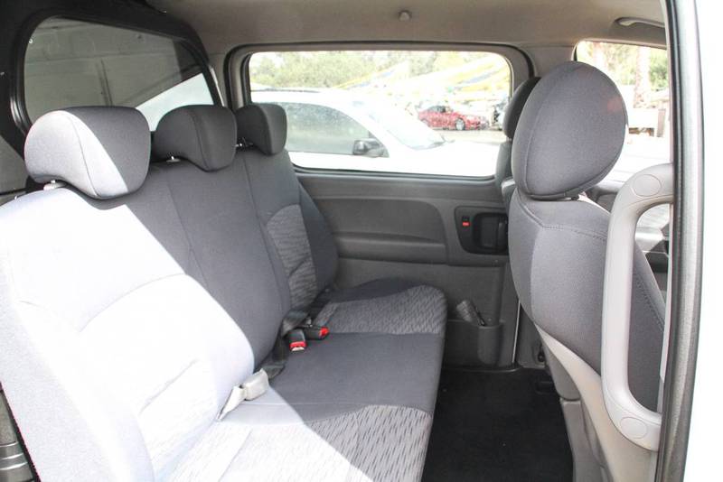 2009 HYUNDAI iLOAD Crew Cab TQ-V
