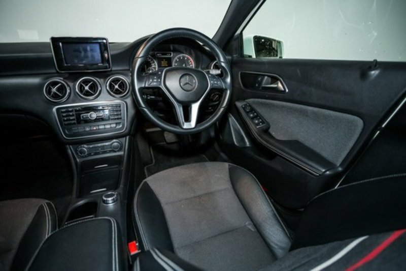 2014 MERCEDES-BENZ A180 BE 176 MY14