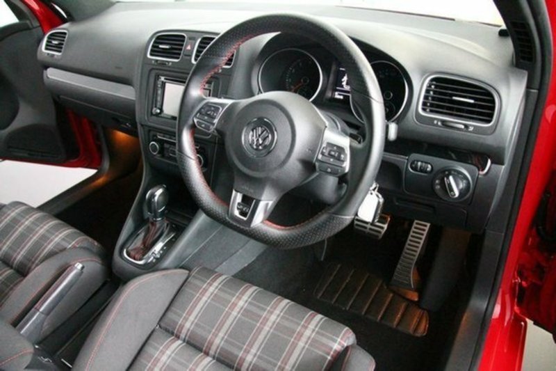2010 VOLKSWAGEN GOLF GTi 1K MY10