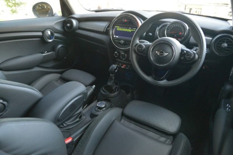 2015 MINI HATCH COOPER F55