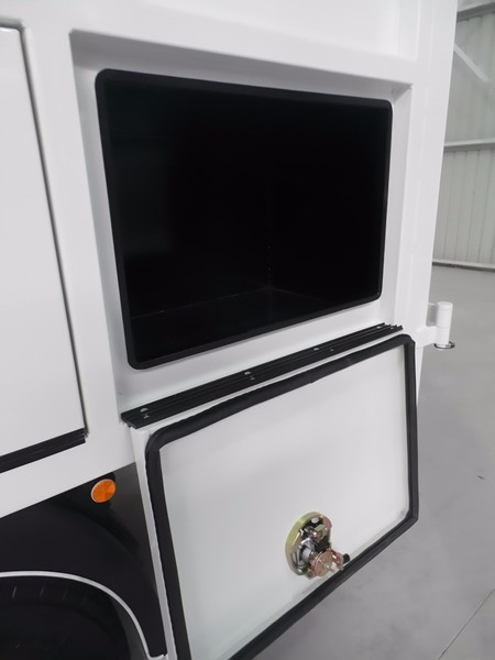 2016 HINO FD 1124-500 Series FD 1124-500 Series Truck