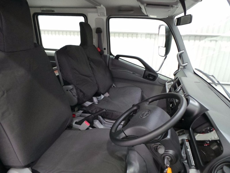 2016 HINO 917 - 300 Series 917 - 300 Series Truck