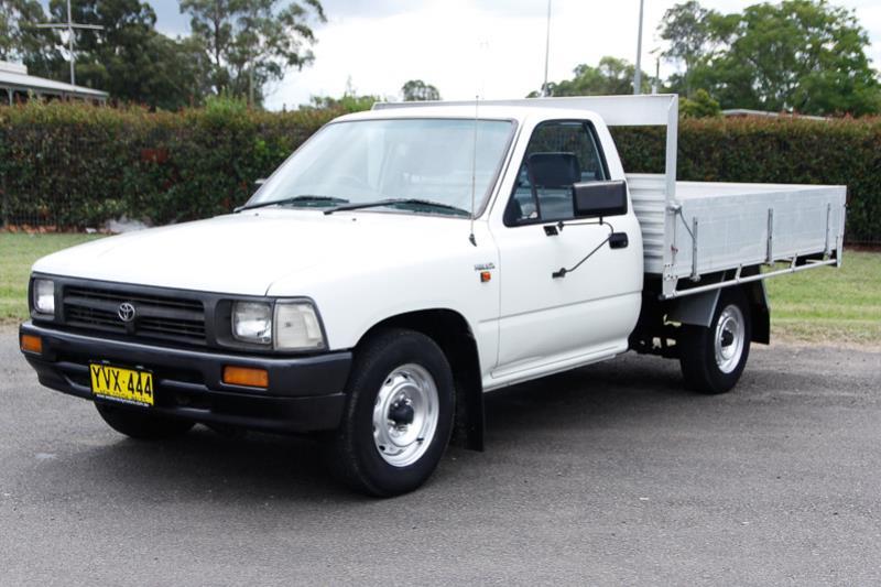 1996 TOYOTA HILUX RN85R