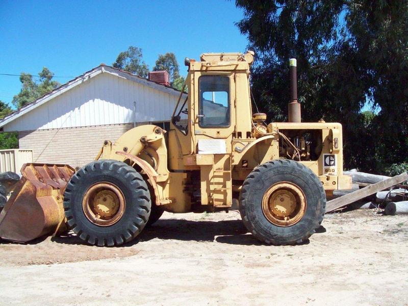 CAT 950 LOADER