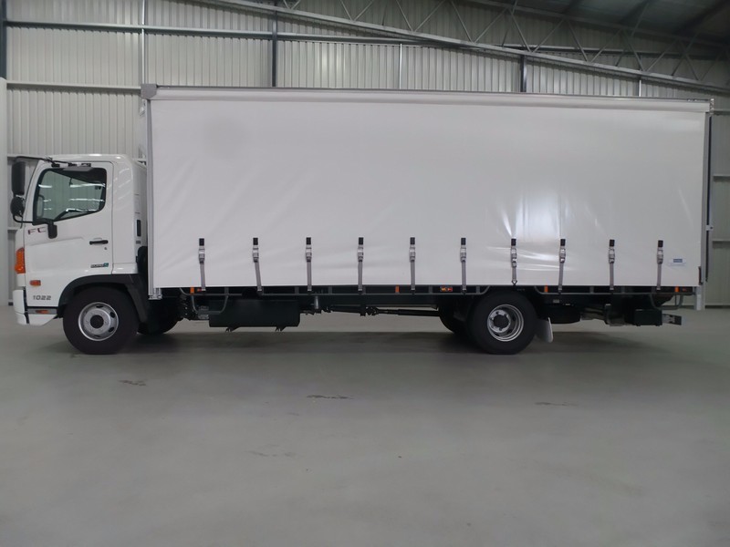 2016 HINO FC 1022-500 Series FC 1022-500 Series Truck