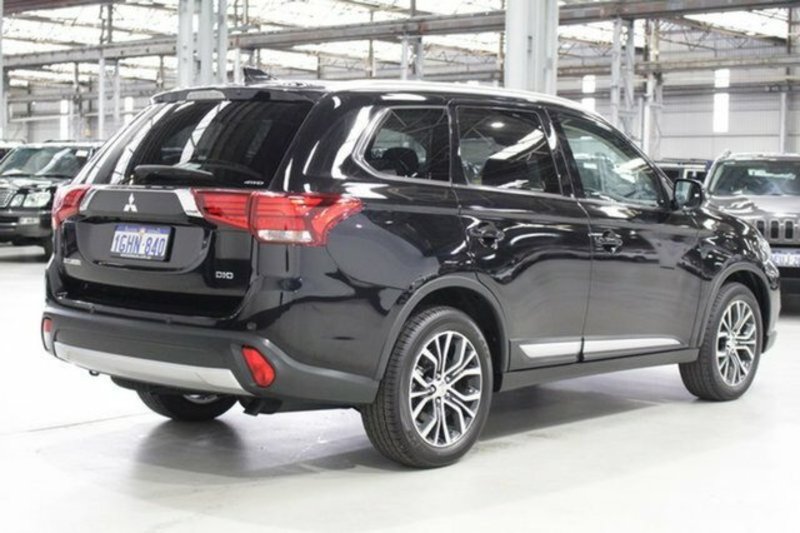 2016 MITSUBISHI OUTLANDER LS SAFETY PACK (4x4) 7 SEATS ZK MY17