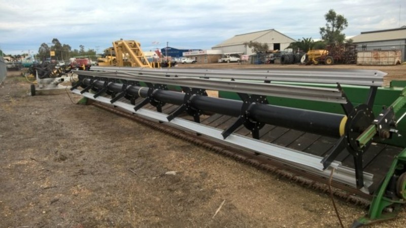 2000 JOHN DEERE 9750 STS 9750 STS HarvesterHeader