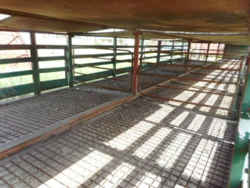 Custom Livestock Equip