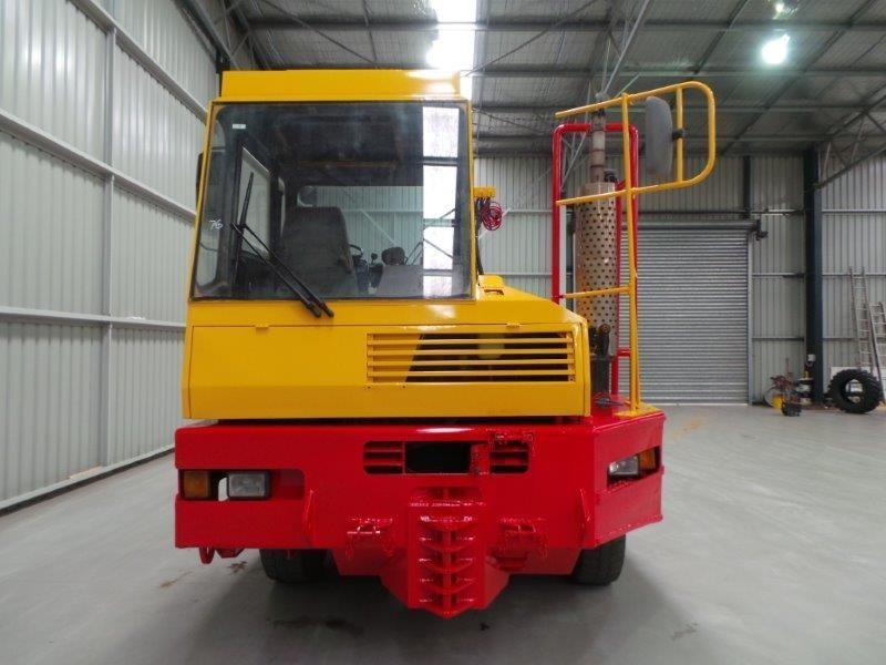 BOLLNAS BT25 Terminal Tractor