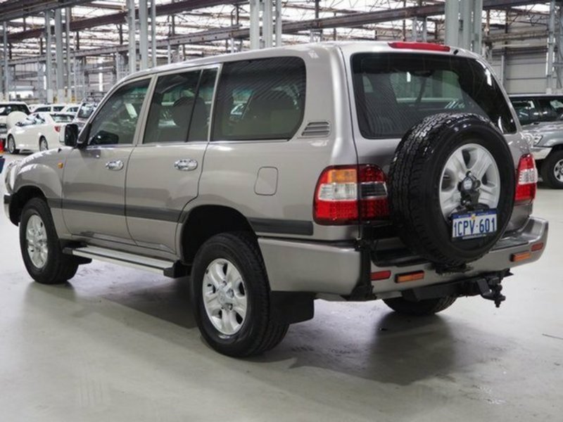 2007 TOYOTA LANDCRUISER GXL (4x4) UZJ100R UPGRADE II