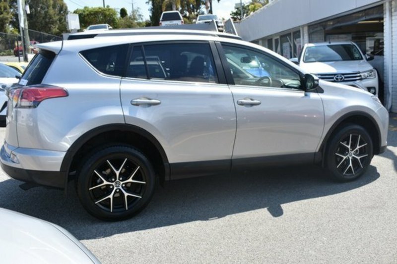 2017 TOYOTA RAV4 GXL (2WD) ZSA42R MY17