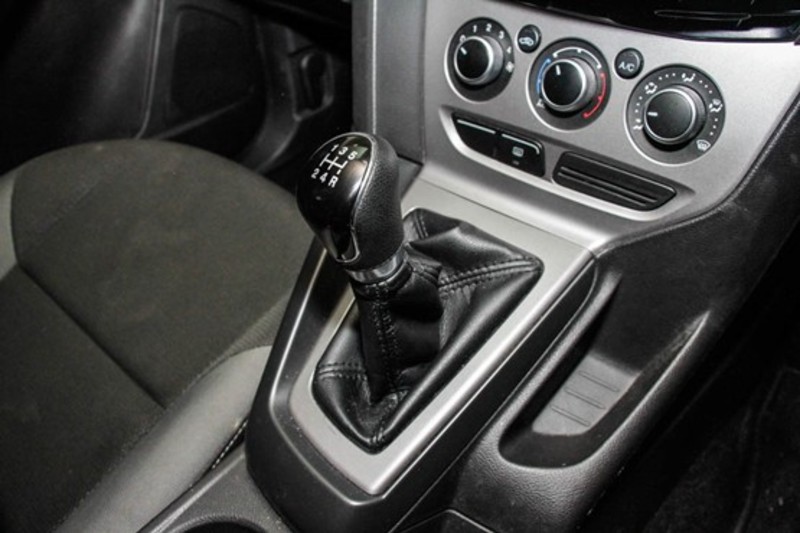 2013 FORD FOCUS AMBIENTE LW MKII