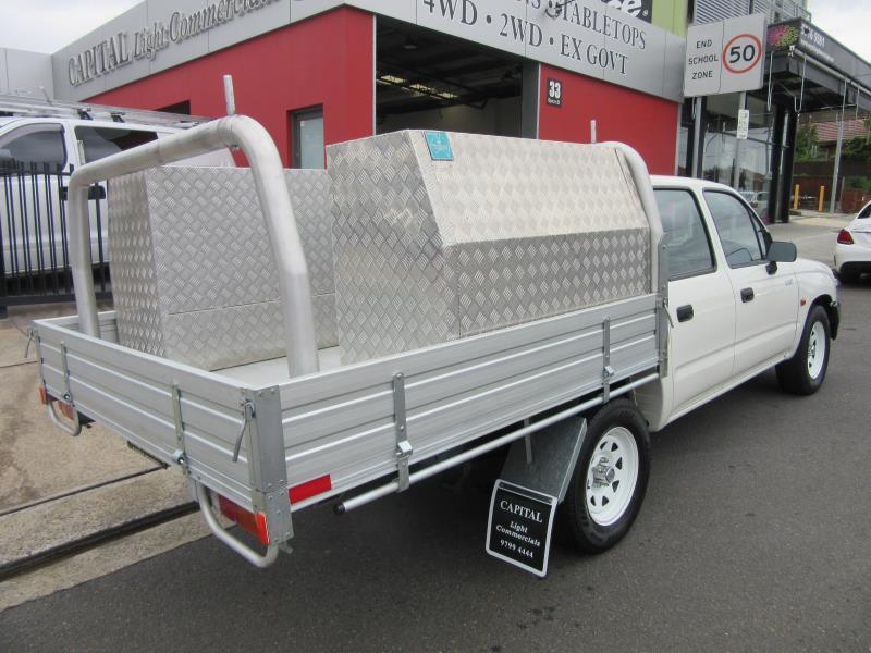2003 TOYOTA HILUX RZN149R MY02
