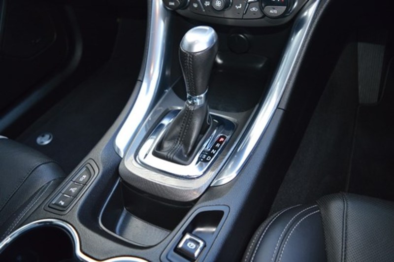 2014 HOLDEN CALAIS V VF