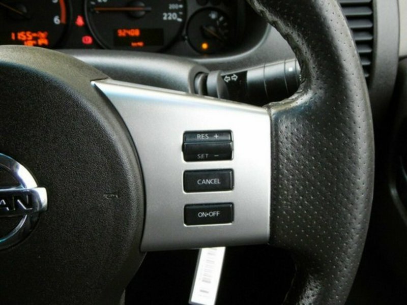 2012 NISSAN NAVARA ST (4x4) D40