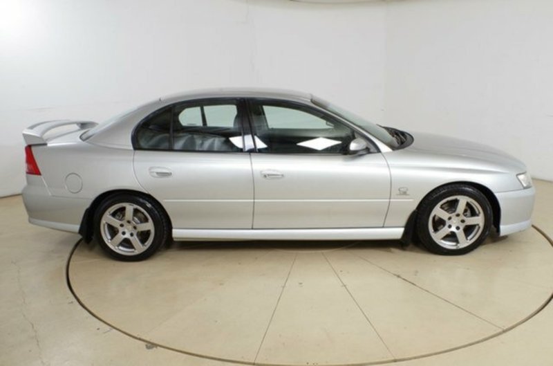 2004 HOLDEN COMMODORE SV6 VZ