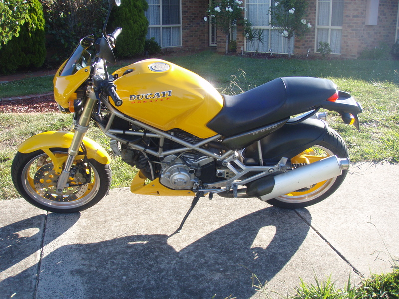 1994 DUCATI MONSTER 900
