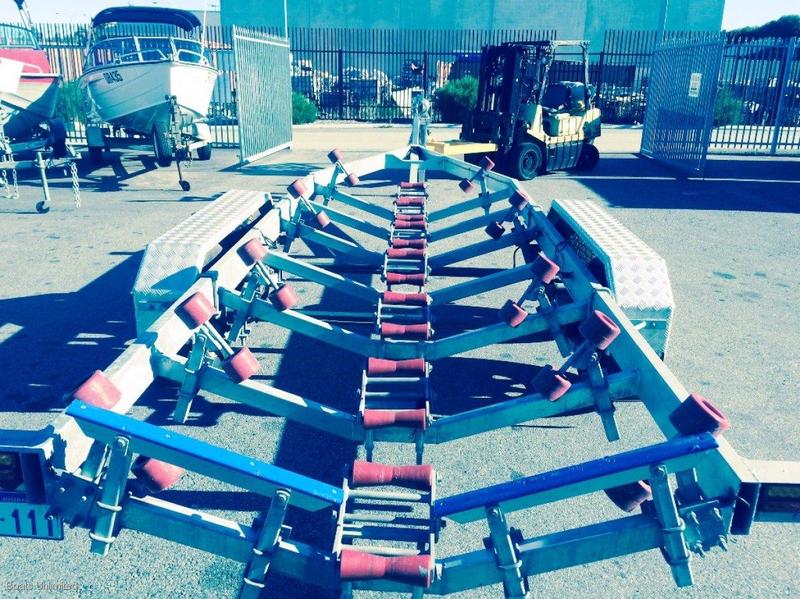BOAT TRAILER HEAVY DUTY GALV SUIT 8M.. TANDEM SENSA BRAKED TRAILER UP TO 4.5TONNE RATED