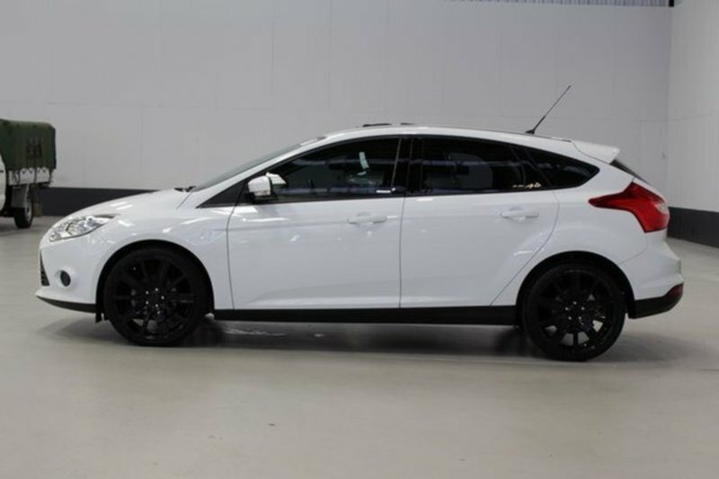2012 FORD FOCUS AMBIENTE LW
