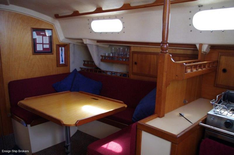 Phantom 33 Sloop