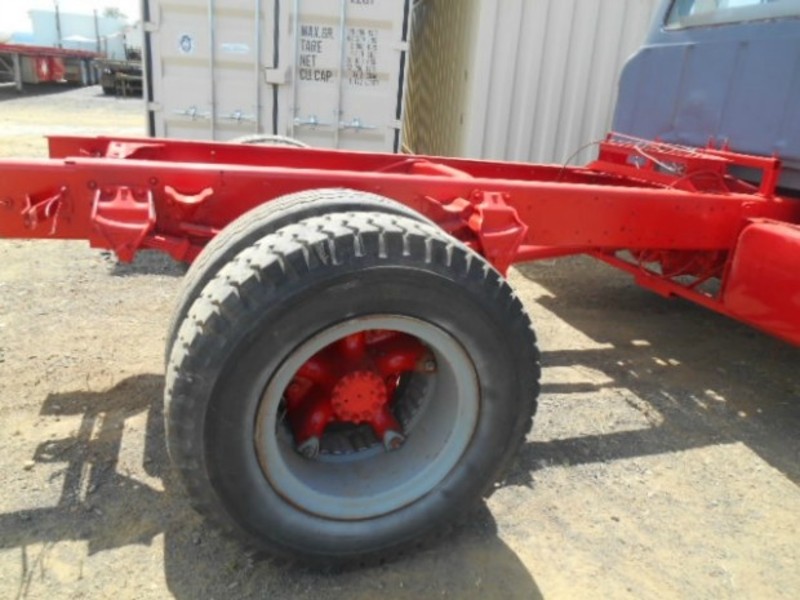 FORD F800 CREW F800 CREW Truck