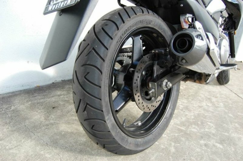 2013 SUZUKI 250CC INAZUMA 250 (GW250) L3