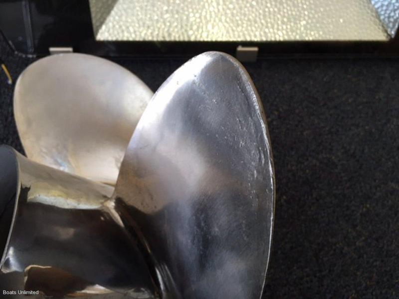 SOLAS 4 BLADE STAINLESS PROP 14 1/2 X15 PITCH 15 SPLINE