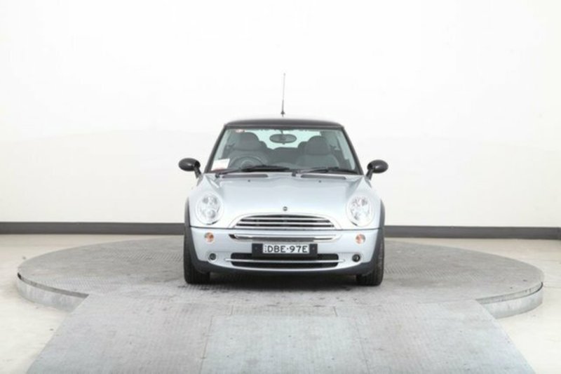 2004 MINI COOPER R50