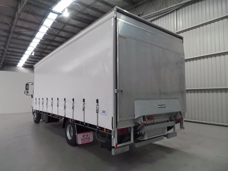 2017 HINO 500 SERIES - FC 1022