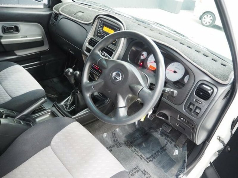 2013 NISSAN NAVARA ST-R (4x4) D22 SERIES 5