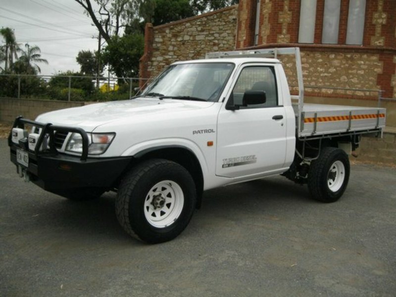 2002 NISSAN PATROL DX (4x4) GU